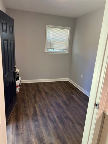 988 Tamarack Trail, Forest Park, GA 30297