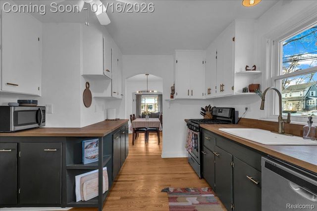 243 Marlin Avenue, Royal Oak, MI 48067