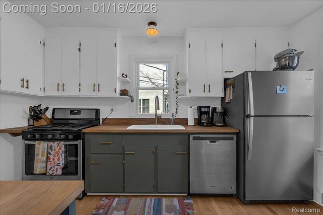 243 Marlin Avenue, Royal Oak, MI 48067