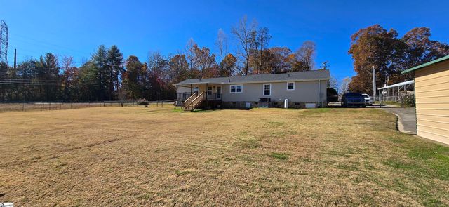905 Pace Bridge Road, Easley, SC 29640