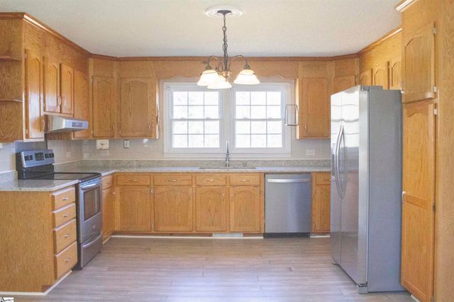 905 Pace Bridge Road, Easley, SC 29640