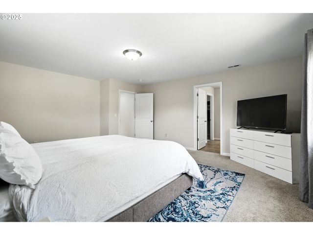 33321 Sw HOLLAND Dr, Scappoose, OR 97056