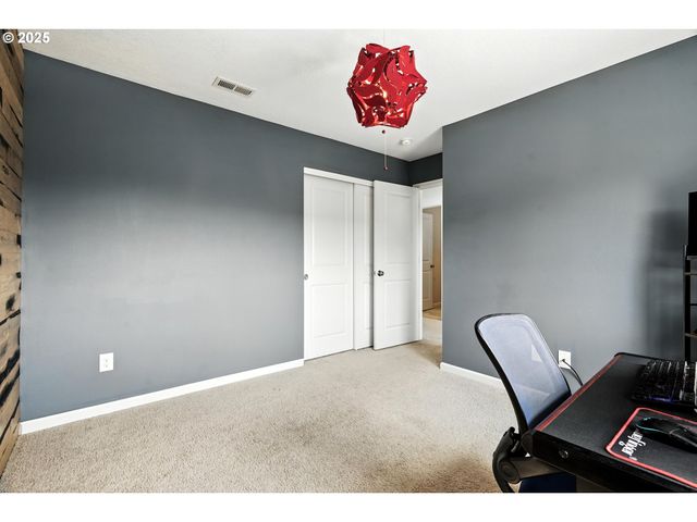 33321 Sw HOLLAND Dr, Scappoose, OR 97056