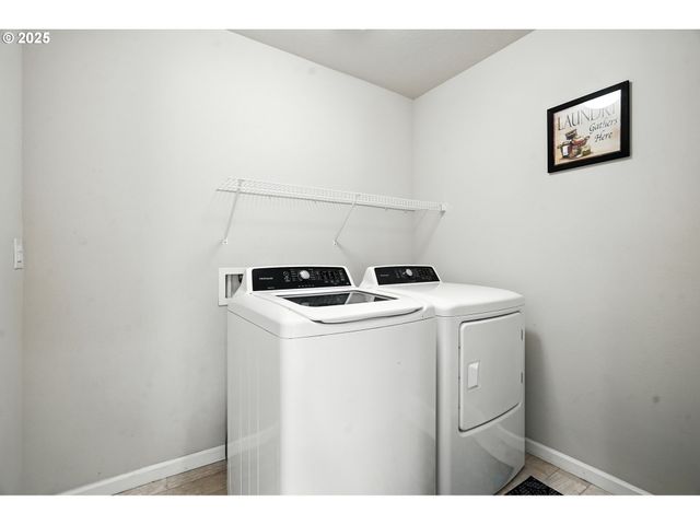 33321 Sw HOLLAND Dr, Scappoose, OR 97056