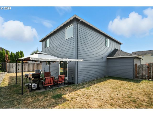 33321 Sw HOLLAND Dr, Scappoose, OR 97056