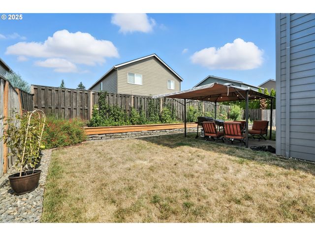 33321 Sw HOLLAND Dr, Scappoose, OR 97056
