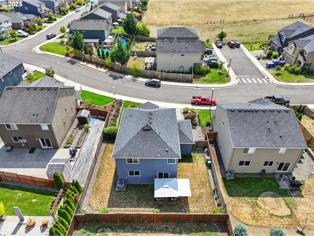 33321 Sw HOLLAND Dr, Scappoose, OR 97056