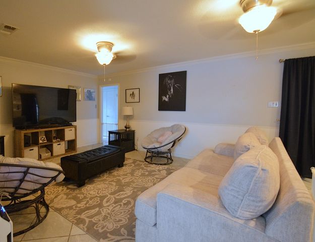 306 Ranchero Rd, Kerrville, TX 78028