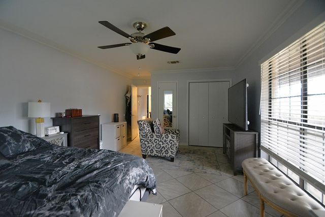 306 Ranchero Rd, Kerrville, TX 78028