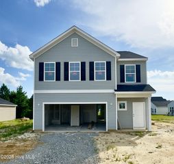 602 S Squires Run Lane, Richlands, NC 28574