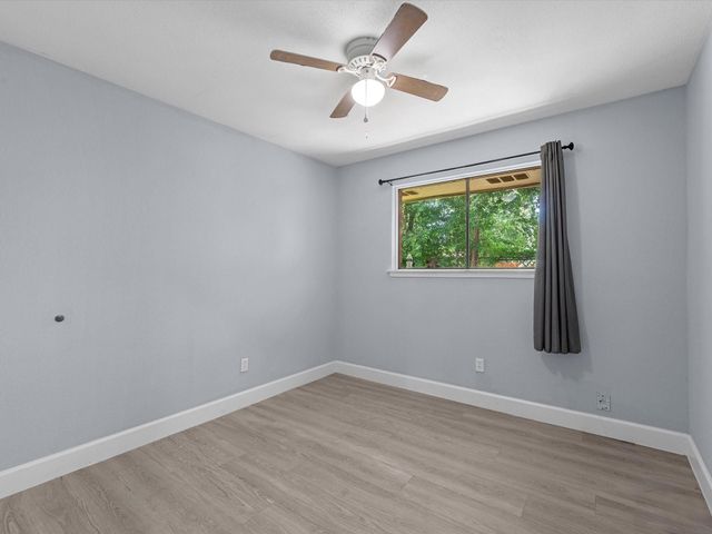4431 Oak Shadows Drive, Houston, TX 77091