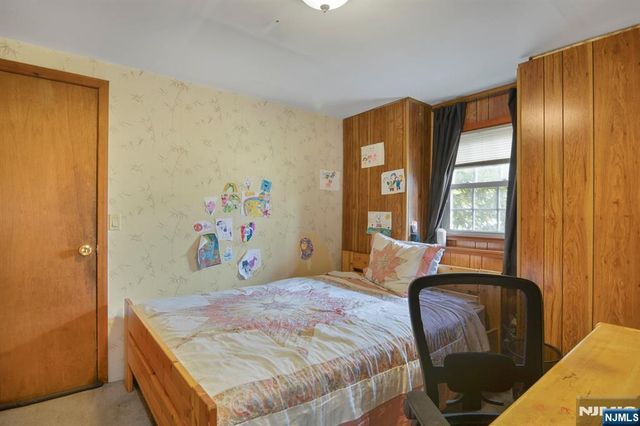 78 Forest Drive, Pequannock Township, NJ 07444