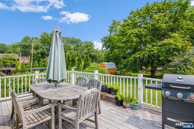 78 Forest Drive, Pequannock Township, NJ 07444
