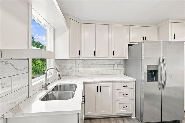 2800 S 8th Terrace, Kansas City, KS 66103