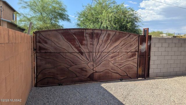 615 E Linden Street, Tucson, AZ 85705