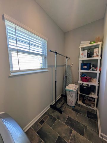 5971 Wynnewood Drive, Grove City, OH 43123