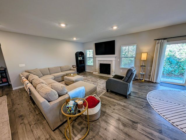 5971 Wynnewood Drive, Grove City, OH 43123