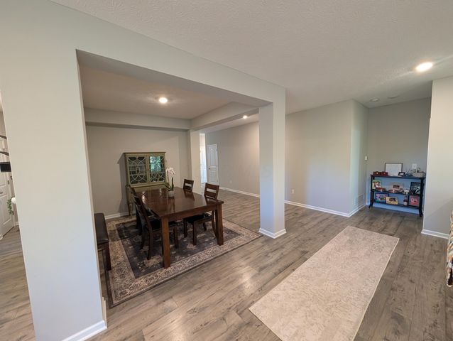 5971 Wynnewood Drive, Grove City, OH 43123