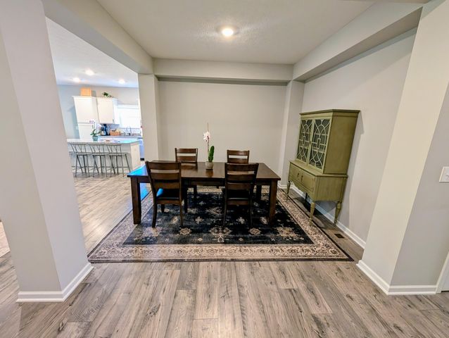 5971 Wynnewood Drive, Grove City, OH 43123