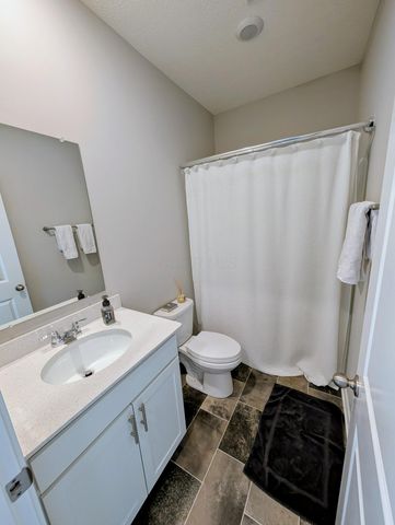 5971 Wynnewood Drive, Grove City, OH 43123