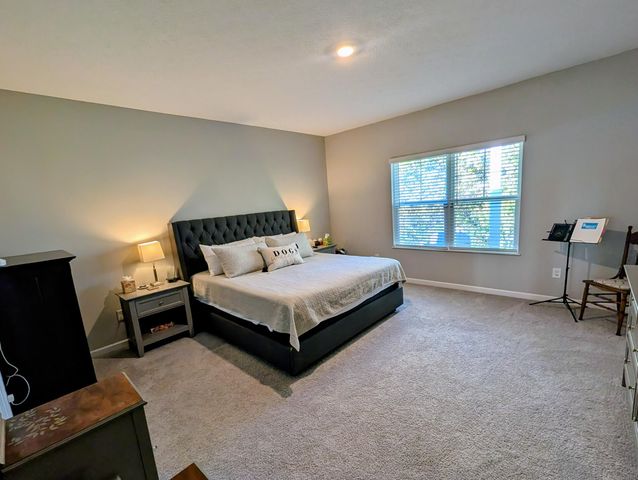 5971 Wynnewood Drive, Grove City, OH 43123