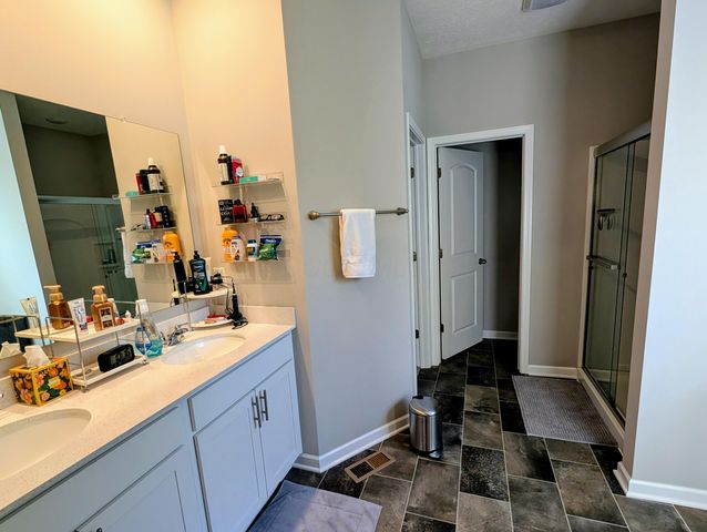 5971 Wynnewood Drive, Grove City, OH 43123