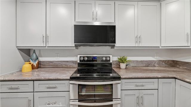 21372 Brookhurst 626, Huntington Beach, CA 92646