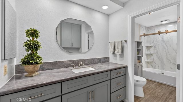 21372 Brookhurst 626, Huntington Beach, CA 92646