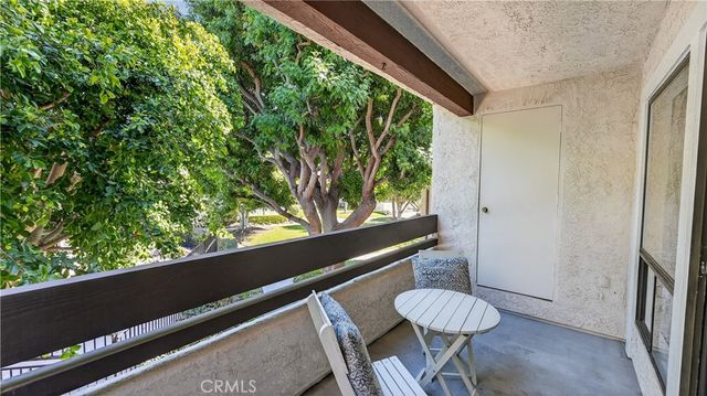 21372 Brookhurst 626, Huntington Beach, CA 92646