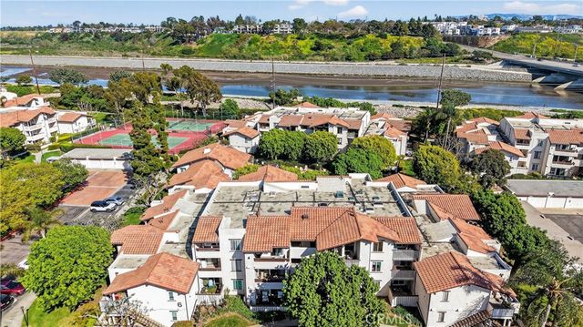 21372 Brookhurst 626, Huntington Beach, CA 92646