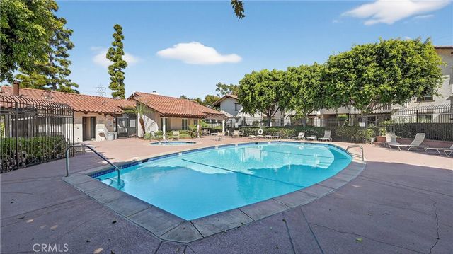 21372 Brookhurst 626, Huntington Beach, CA 92646