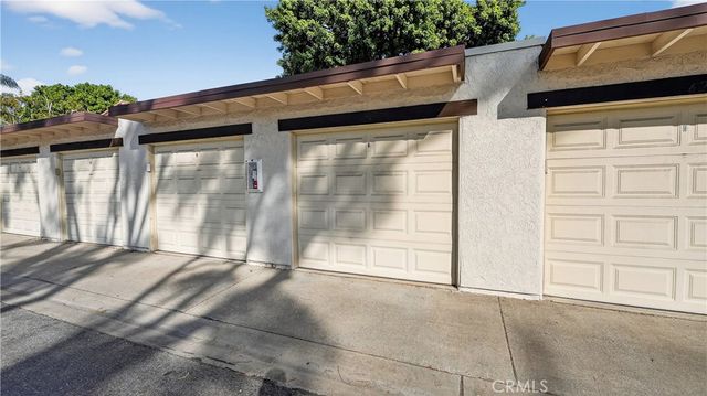 21372 Brookhurst 626, Huntington Beach, CA 92646
