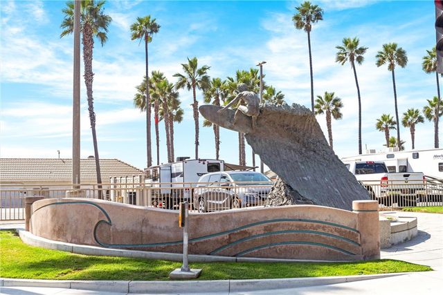 21372 Brookhurst 626, Huntington Beach, CA 92646