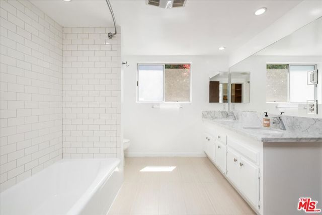 1528 Rising Glen Road, West Hollywood, CA 90069