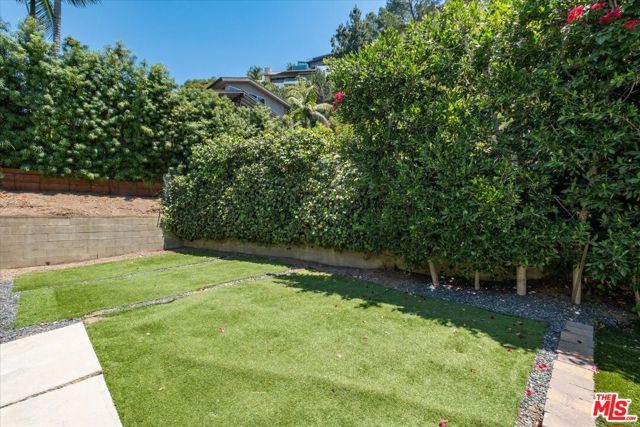 1528 Rising Glen Road, West Hollywood, CA 90069