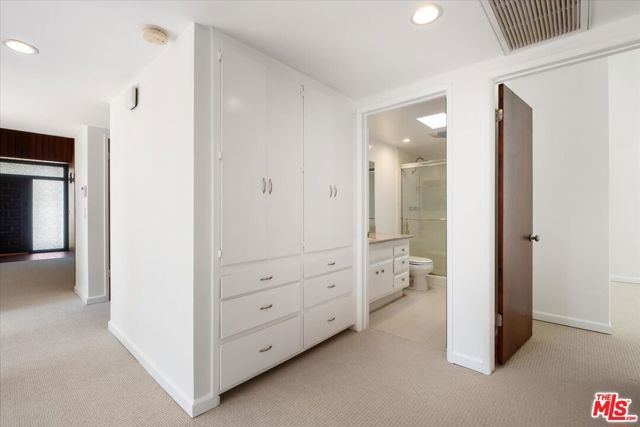 1528 Rising Glen Road, West Hollywood, CA 90069