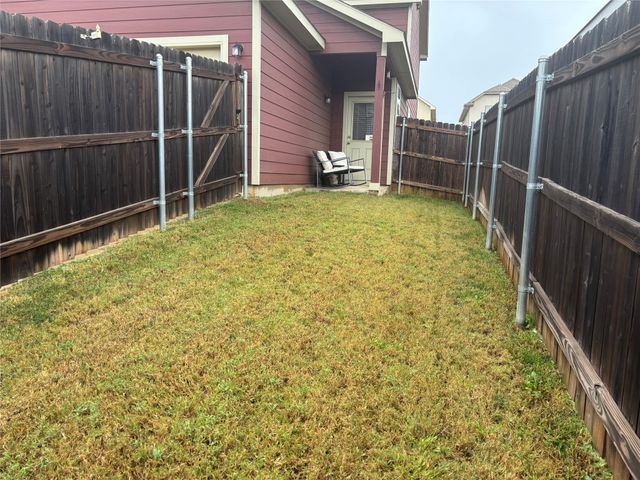 5525 Willamette Drive, Fort Worth, TX 76119