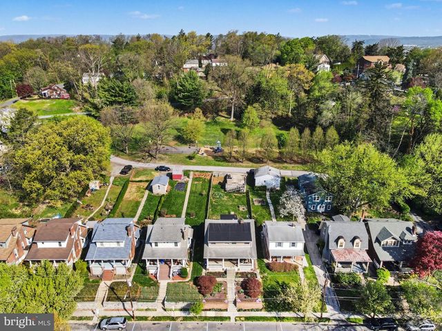 321 WALNUT ST, Lemoyne, PA 17043