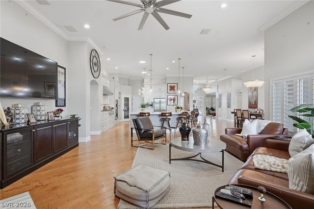 8420 Cedar Mill Falls Court, Las Vegas, NV 89143