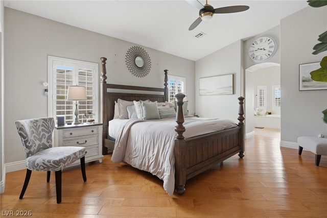 8420 Cedar Mill Falls Court, Las Vegas, NV 89143