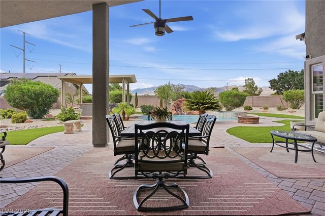 8420 Cedar Mill Falls Court, Las Vegas, NV 89143