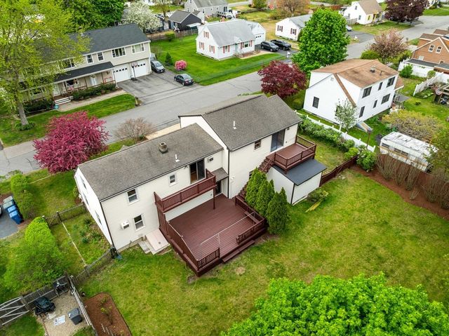 20 Euclid Rd, Tewksbury, MA 01876
