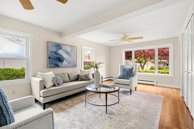 20 Euclid Rd, Tewksbury, MA 01876