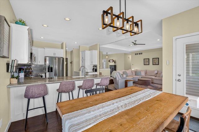 1024 Peterson Drive, Stoughton, WI 53589