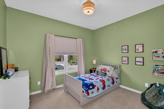 1024 Peterson Drive, Stoughton, WI 53589