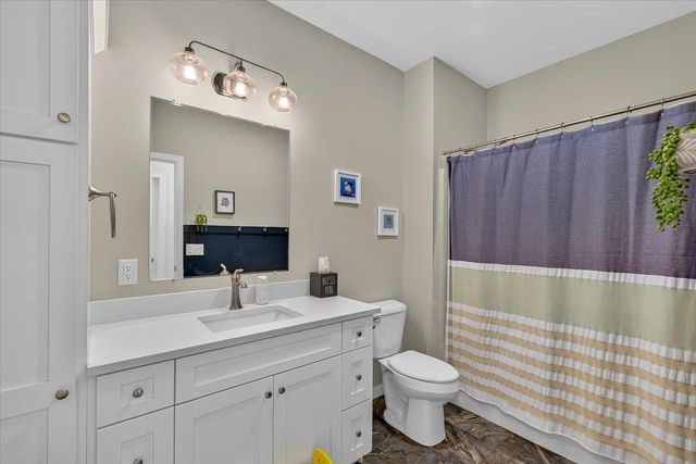 1024 Peterson Drive, Stoughton, WI 53589