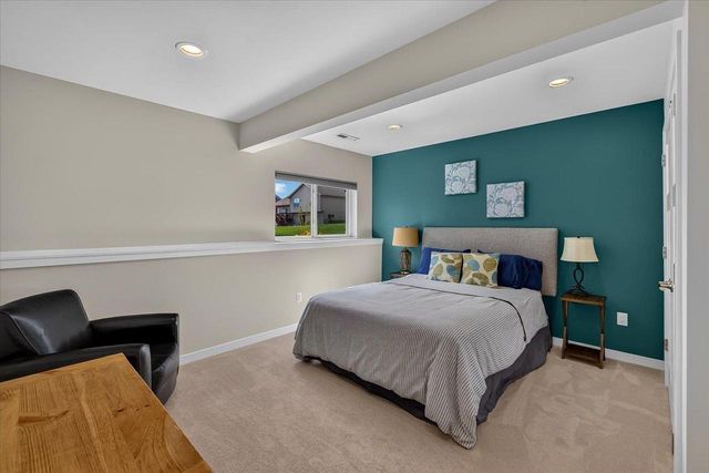 1024 Peterson Drive, Stoughton, WI 53589