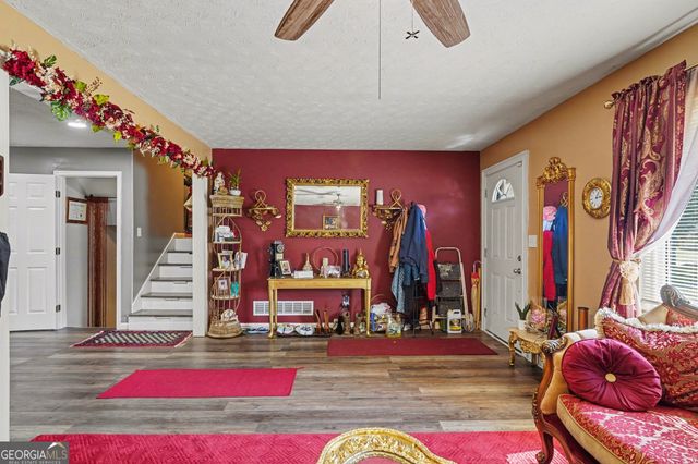 6260 Crestview Lane, Forest Park, GA 30297