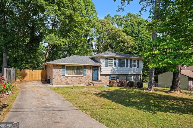 6260 Crestview Lane, Forest Park, GA 30297