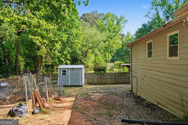 6260 Crestview Lane, Forest Park, GA 30297